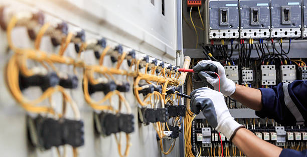 Professional Electrician technician working in Oshkosh, WI